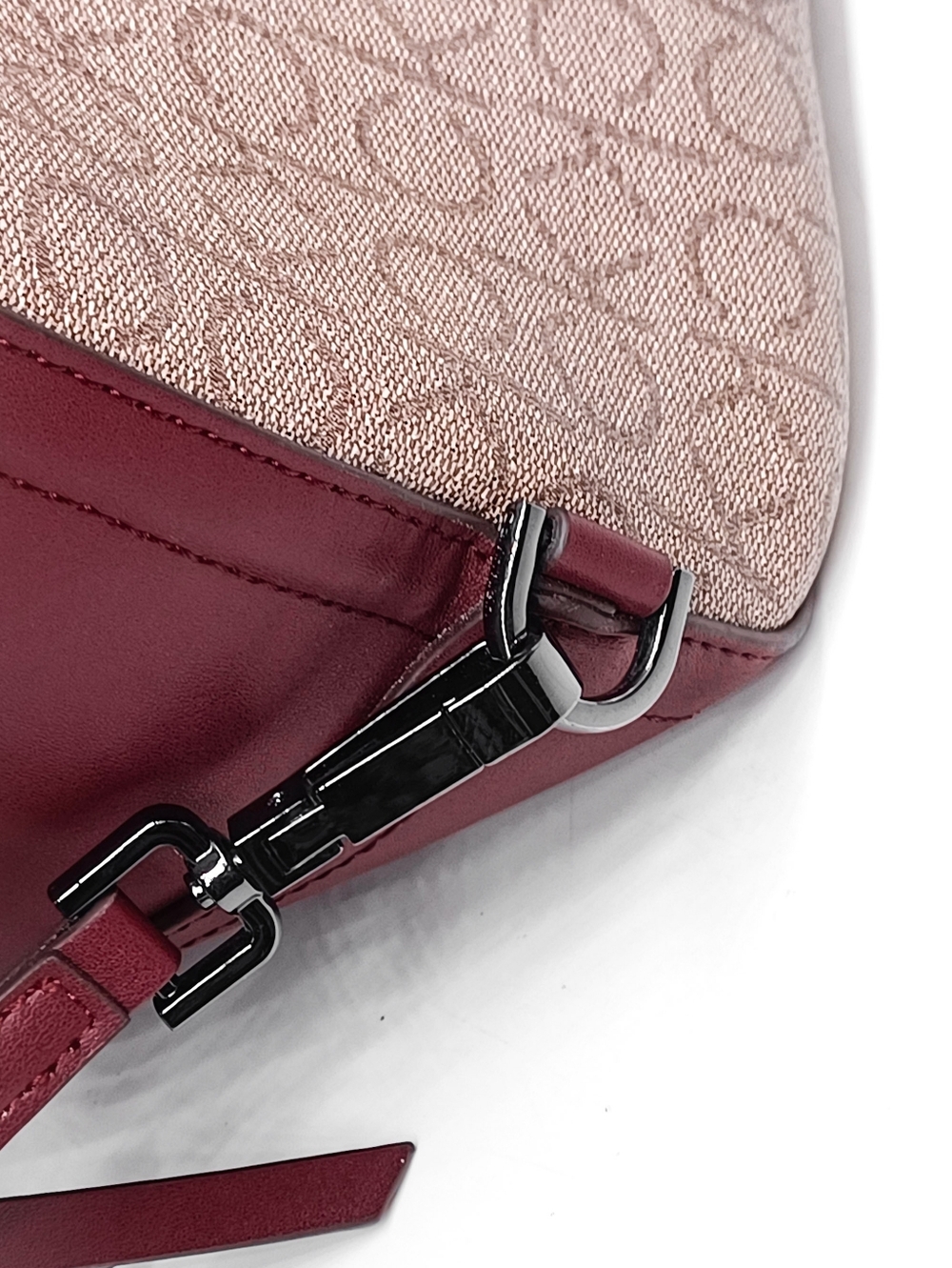 New Calvin Klein Monogram Canvas Moss Convertible Bucket Crossbody & Tote Bag - Picture 6 of 10